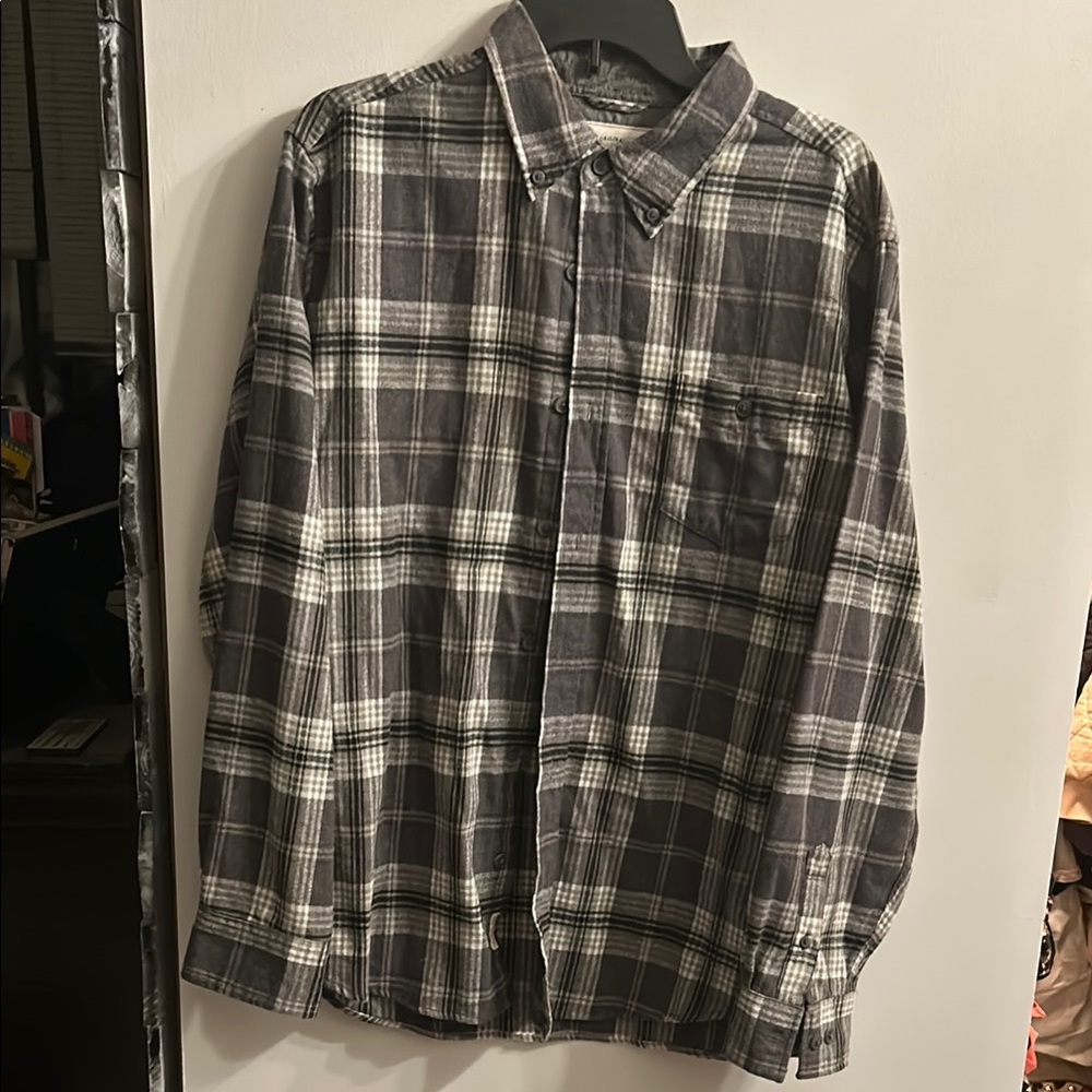 Weatherproof Gray and White Plaid Casual Shirt